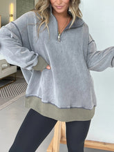 Women's Oversized Vintage Quarter-Zip Pullover