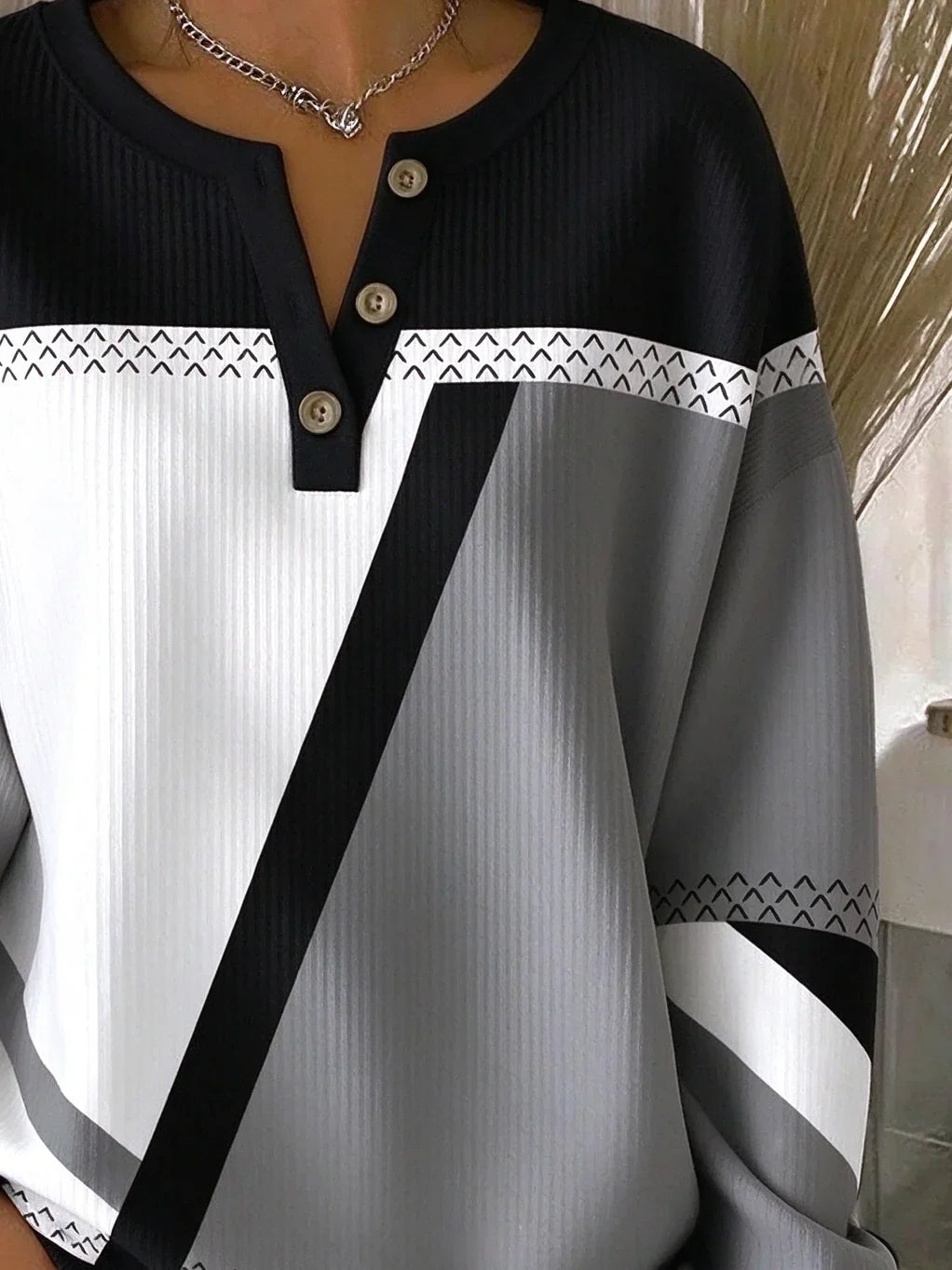 Casual Abstract Graphic Henley Collar Long Sleeve Sweatshirt